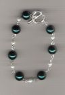 Green and white pearl bead chain bracelet